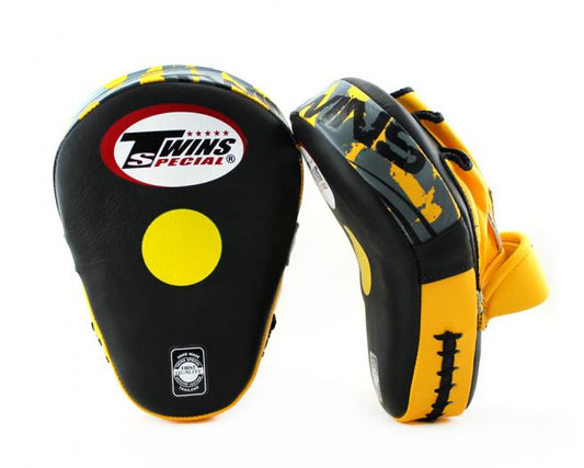 Twins Special Focus Mitts PML 10